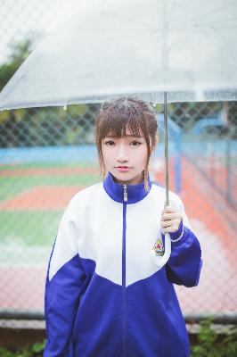 骑在范冰冰身上